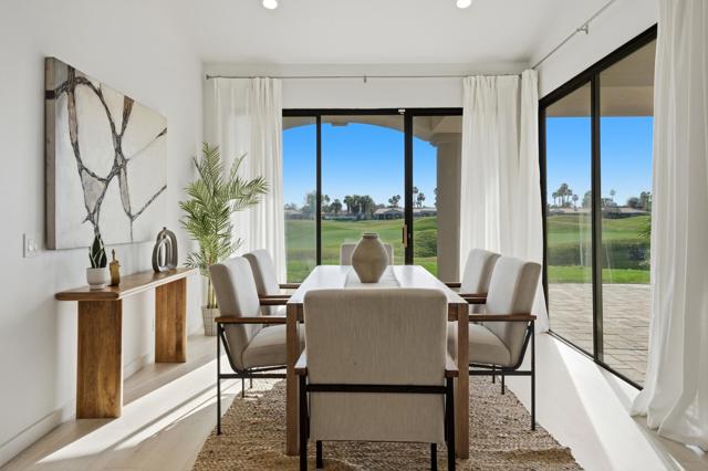 56300 Pebble Beach, La Quinta CA: https://media.crmls.org/mediaz/12dbab74-866a-4f53-b871-23f33f985151.jpg