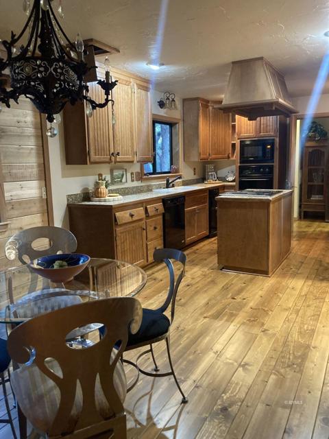 25500 Foster Lake Road, Idyllwild CA: https://media.crmls.org/mediaz/12dbe799-fc6b-44db-ae69-c3213b6d5ae5.jpg
