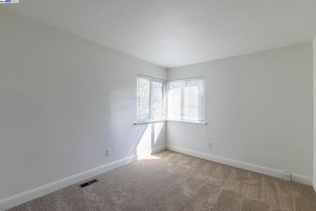 1445 Mellissa Cir, Antioch CA: https://media.crmls.org/mediaz/12dc4a2a-a912-497a-8232-ce70282f5739.jpg