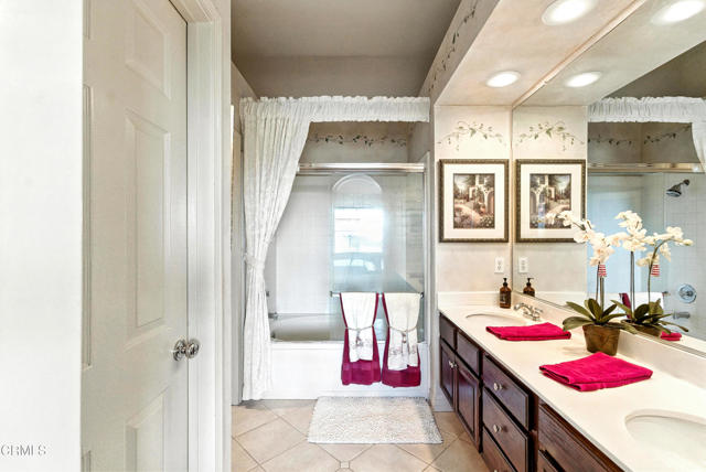 Detail Gallery Image 17 of 20 For 1095 Amberton Ln, Thousand Oaks,  CA 91320 - 3 Beds | 2/1 Baths