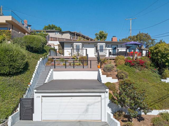 Detail Gallery Image 2 of 73 For 258 N Linda Vista Ave, Ventura,  CA 93001 - 3 Beds | 2 Baths