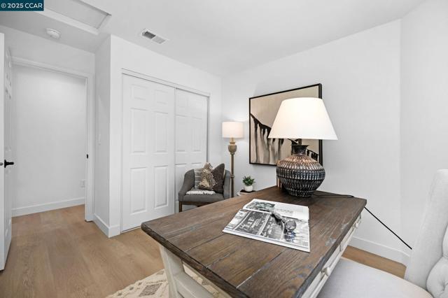 2085 Shady Creek Pl, Danville CA: https://media.crmls.org/mediaz/12df107b-e0a7-4452-b447-ee9218db05bb.jpg