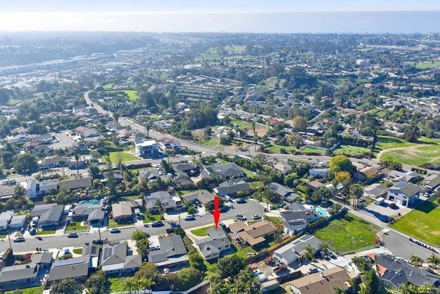 Detail Gallery Image 11 of 12 For 2710 Penkea Dr, Oceanside,  CA 92054 - 3 Beds | 2 Baths