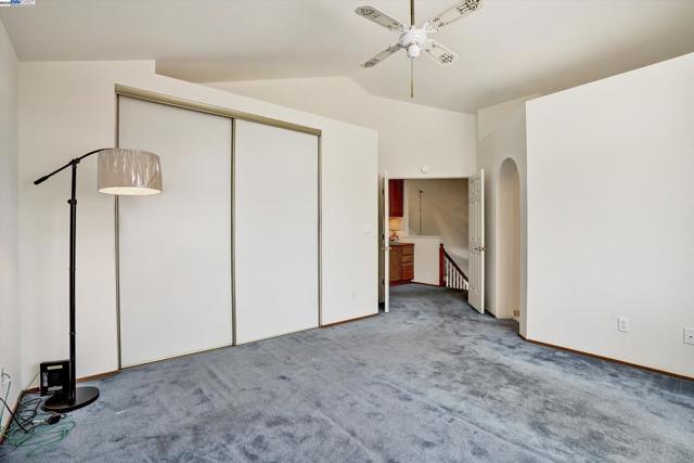 1400 Tennis Ln, Tracy CA: https://media.crmls.org/mediaz/12e08d76-509f-4f04-aa71-9c34049dd194.jpg