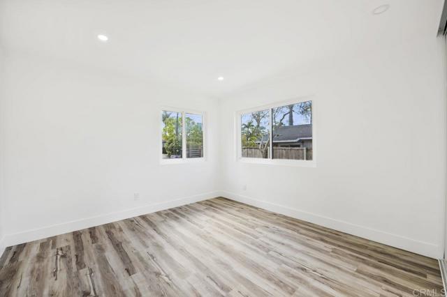 Detail Gallery Image 16 of 58 For 2537 Davis Ave, Carlsbad,  CA 92008 - 4 Beds | 2 Baths