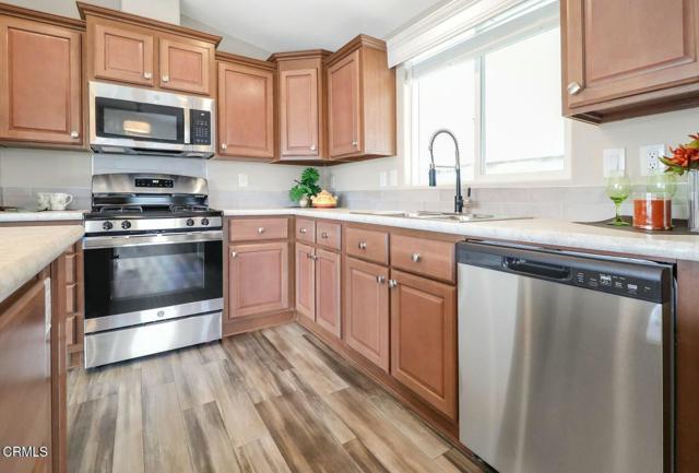 Detail Gallery Image 5 of 18 For 140 Borrego Ave #174,  Oxnard,  CA 93033 - 3 Beds | 0 Baths