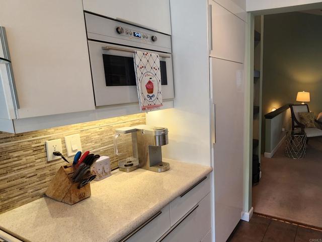 Detail Gallery Image 21 of 30 For 4531 Chateau Deivw, San Diego,  CA 92117 - 2 Beds | 2 Baths