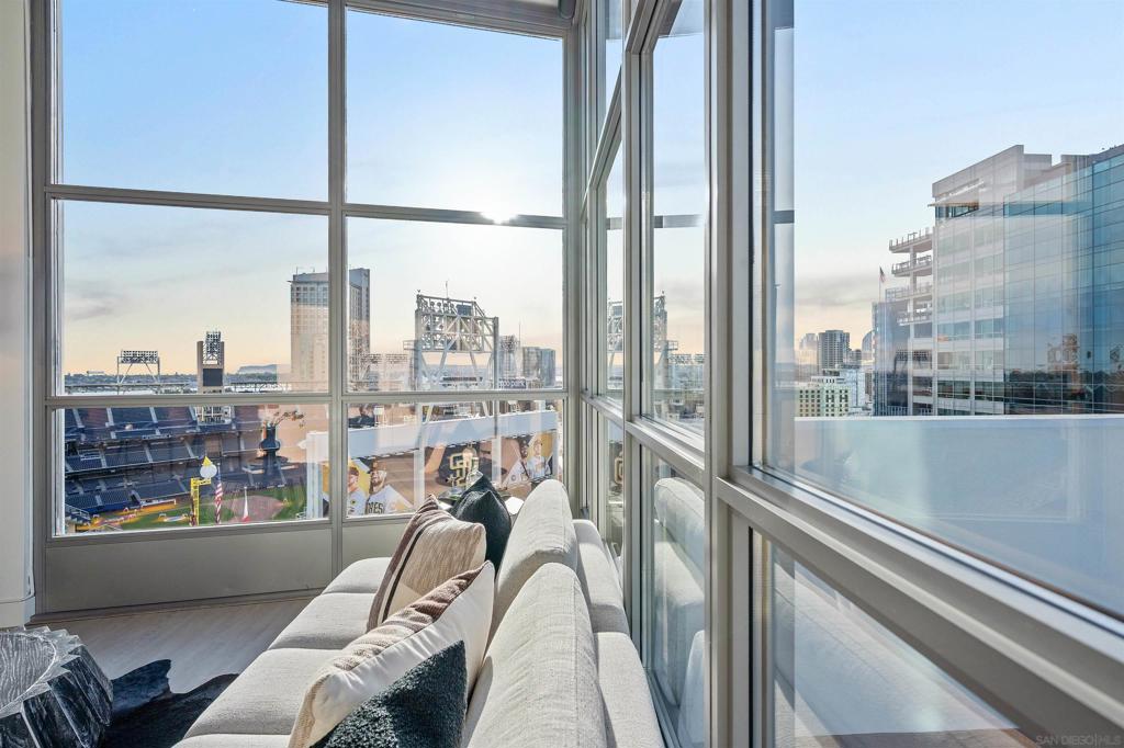 253 10th Ave - photo 6