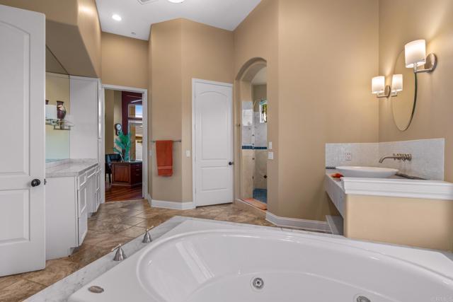 2772 Firebrand Drive, Alpine CA: https://media.crmls.org/mediaz/12e1e02d-93ac-4c7f-8a0c-b7c8da47e65f.jpg