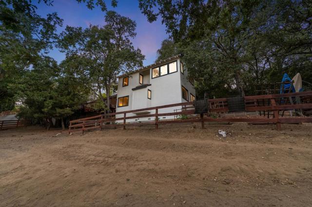 15098 Elm, Monte Sereno CA: https://media.crmls.org/mediaz/12e222a5-1fb9-4e83-a146-2b059f2d41c4.jpg