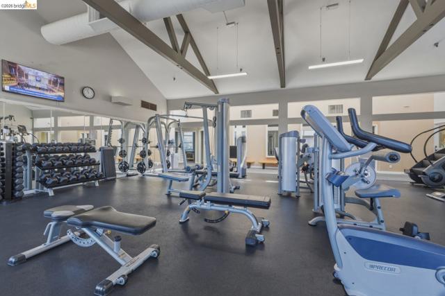 6400 Christie Ave, Emeryville CA: https://media.crmls.org/mediaz/12e2d2fa-f32c-401c-adc4-41d23ffccb4c.jpg