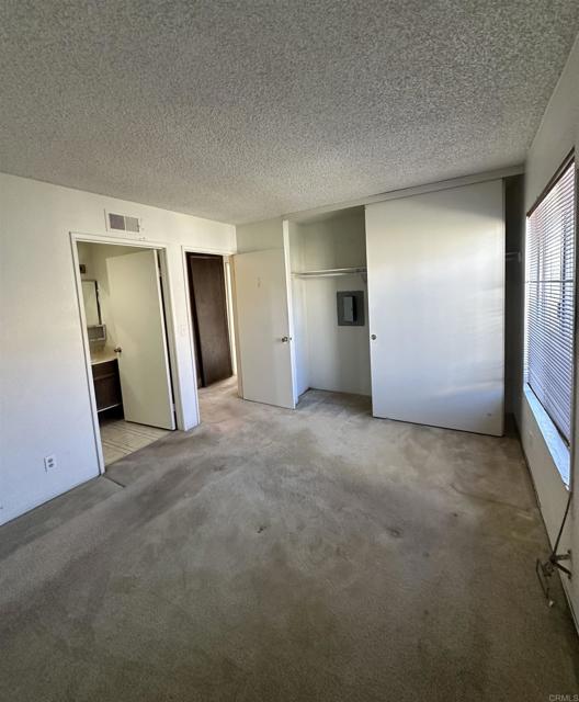 Detail Gallery Image 12 of 15 For 462 Bluffview Rd, Spring Valley,  CA 91977 - 3 Beds | 2 Baths