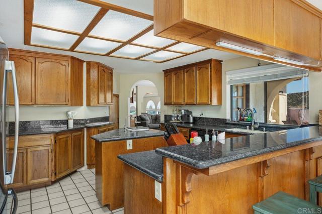 23742 Calistoga Pl, Ramona CA: https://media.crmls.org/mediaz/12e38913-a402-4e9b-a9a4-7be8c5203c67.jpg