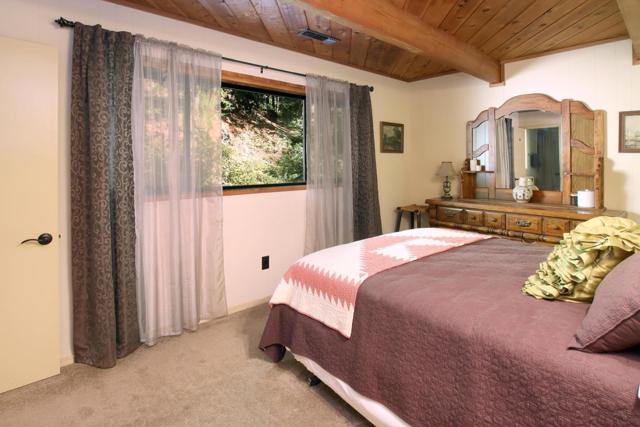 16770 Redwood Lodge Road, Los Gatos CA: https://media.crmls.org/mediaz/12e47b2a-3652-423c-a561-92eb619fd71a.jpg