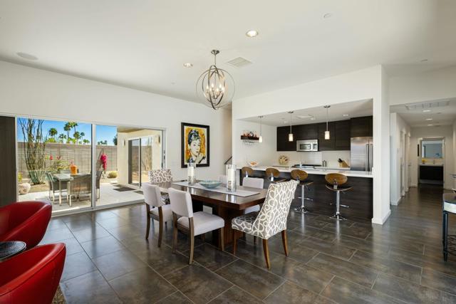 428 Chelsea Drive, Palm Springs CA: https://media.crmls.org/mediaz/12e4be2d-55d6-42ac-8b63-f399bf7bc06d.jpg