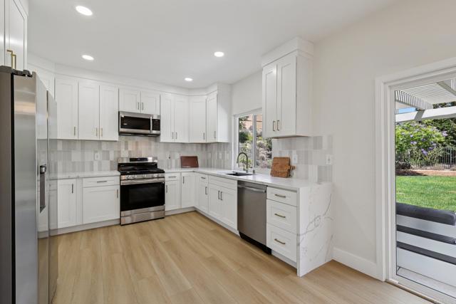 5471 Papagallo Drive, Oceanside CA: https://media.crmls.org/mediaz/12e52b11-b7aa-4b3a-bbc1-d529b8069330.jpg