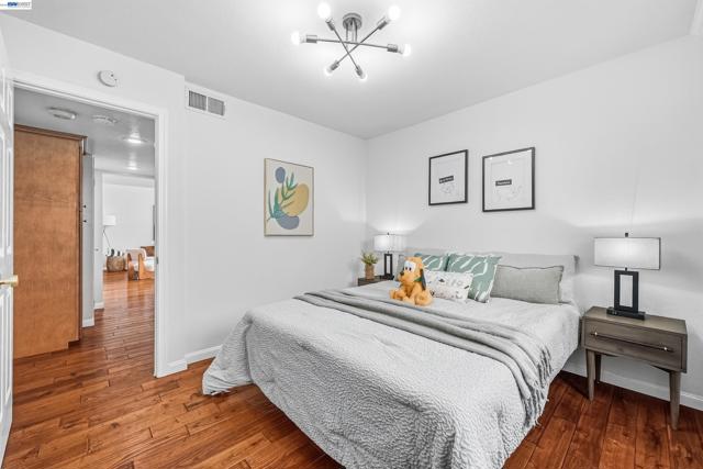 Image 27 of 60 For 280 Summerford Cir