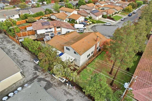 1349 Coniston Court, San Jose CA: https://media.crmls.org/mediaz/12e823cd-3f4f-4885-99ff-164c513b919f.jpg