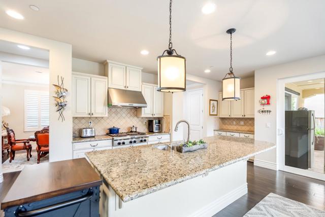 13145 Chamberlain Avenue, Marina CA: https://media.crmls.org/mediaz/12e82fcc-c202-4655-bab7-76852c78071d.jpg
