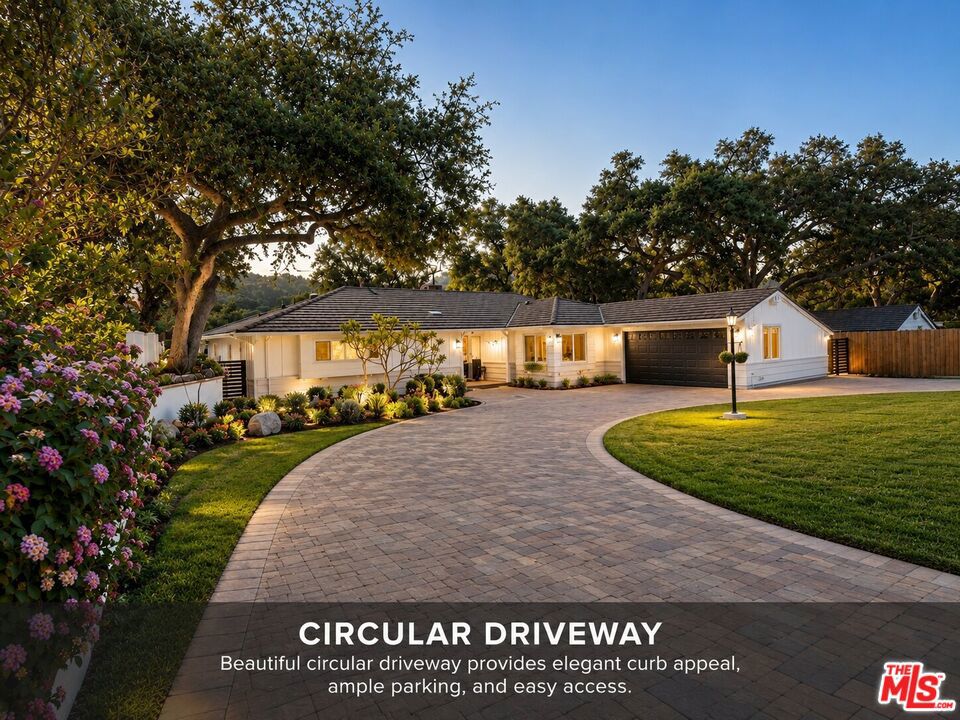 1918 Highland Oaks Drive
