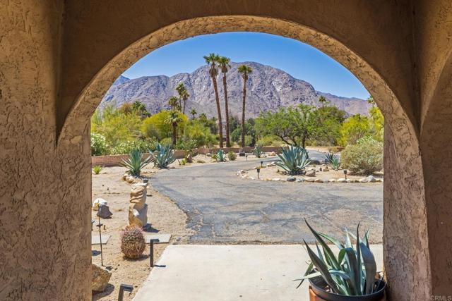 1471 De Anza Drive, Borrego Springs CA: https://media.crmls.org/mediaz/12e86596-5a9d-4fc7-8c78-d0a49d0bdee8.jpg