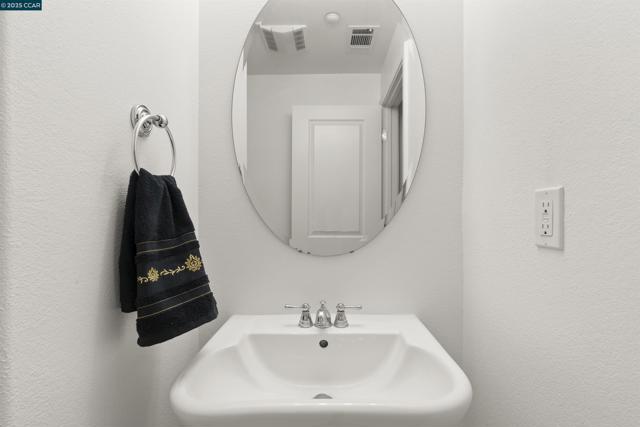 113 Carmel St, San Pablo CA: https://media.crmls.org/mediaz/12e8bfbc-35c8-4c83-8f3c-49949f1312d9.jpg