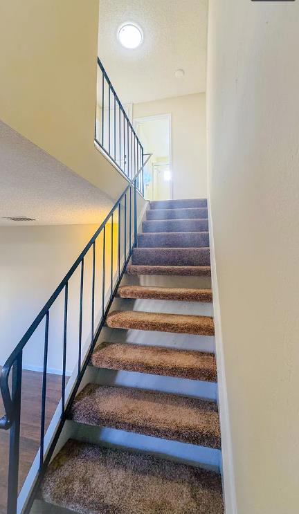 34114 Chamberlain Terrace, Fremont CA: https://media.crmls.org/mediaz/12e97323-ad19-47f6-8f4b-00cf27b59687.jpg