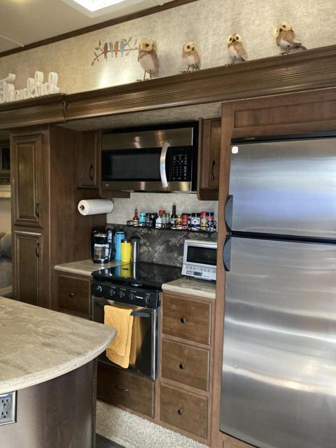 69411 Ramon Road, Cathedral City CA: https://media.crmls.org/mediaz/12e9c19c-ff1f-476f-a273-d515d2ba87d4.jpg