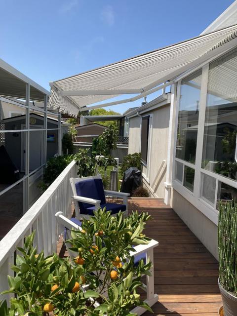 77 Leawood Drive, Aptos CA: https://media.crmls.org/mediaz/12ea6f92-5d41-4c02-8f6f-ff8206817e2f.jpg