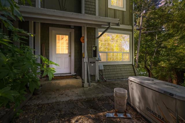 600 Cook Way, Ben Lomond CA: https://media.crmls.org/mediaz/12ebcb3a-6fd2-4432-82ca-54265799a682.jpg