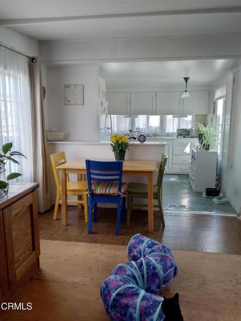 3900 E Main Street, Ventura CA: https://media.crmls.org/mediaz/12ebd3d0-4592-4bb9-8cfb-2e521a868696.jpg