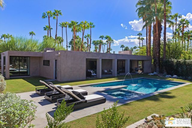 599 N Tercero Circle, Palm Springs, CA 92262