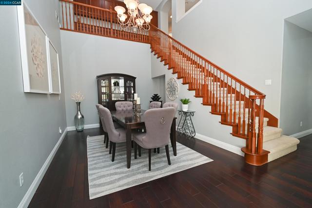 Image 5 of 59 For 5458 Sherwood Way