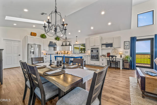 Detail Gallery Image 12 of 41 For 19251 Monterey Ave, Fort Bragg,  CA 95437 - 3 Beds | 3 Baths