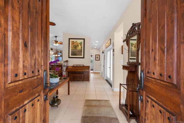 2389 Eric Road, Fallbrook CA: https://media.crmls.org/mediaz/12f10733-5a54-4980-adc8-34a6efb728c6.jpg