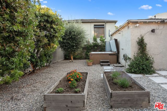 626 Pacific Street, Santa Monica CA: https://media.crmls.org/mediaz/12f15871-5a7b-4729-aa60-938be8f62fbf.jpg