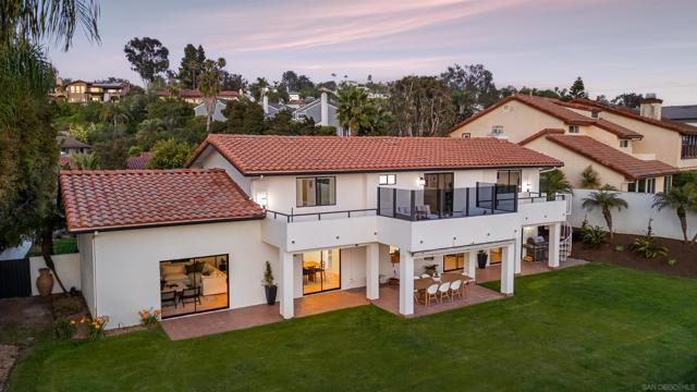 2524 Luciernaga St, Carlsbad CA: https://media.crmls.org/mediaz/12f24ada-57fb-4d01-8c8c-184bcd6f1cbb.jpg