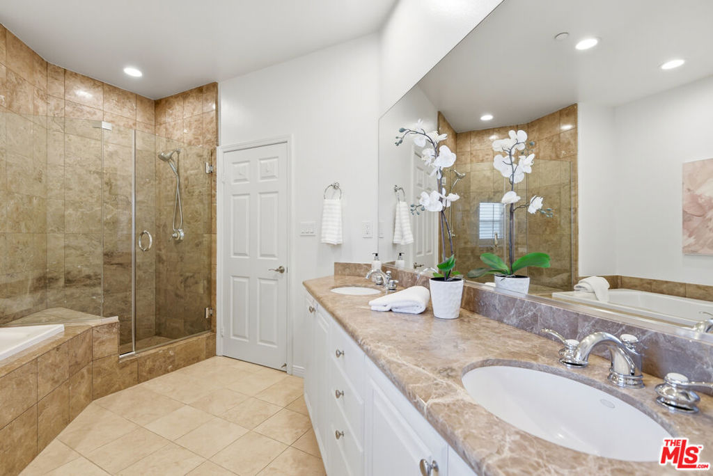 MLS #26863629 image #21