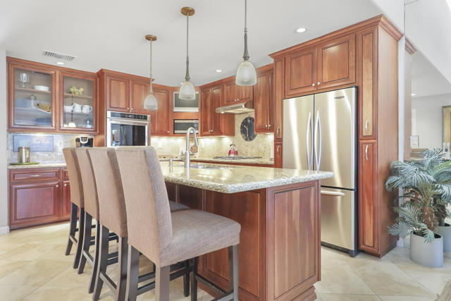 76099 Impatiens Circle, Palm Desert CA: https://media.crmls.org/mediaz/12f300e5-4100-4cd0-85af-fcf9cb0913b4.jpg