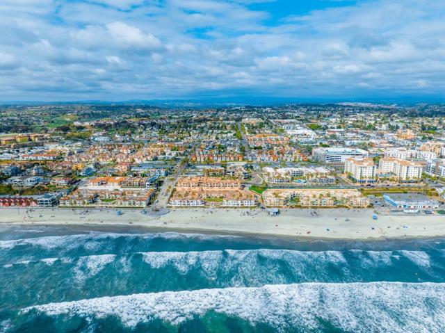 508 N Tremont Street, Oceanside CA: https://media.crmls.org/mediaz/12f34019-3490-424f-b2d7-36b6aba35240.jpg