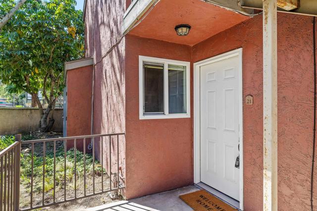 Detail Gallery Image 2 of 27 For 1280 W Main St #21,  El Cajon,  CA 92020 - 1 Beds | 1 Baths