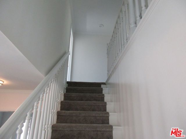 28436 Lomo Drive, Rancho Palos Verdes CA: https://media.crmls.org/mediaz/12f4ab59-83d0-4ffb-add5-491668a8b3a7.jpg