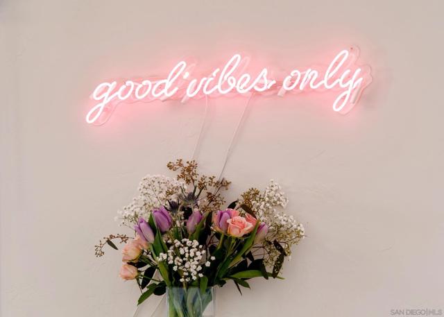 4258 Summit Drive, La Mesa CA: https://media.crmls.org/mediaz/12f5141b-9b08-4465-821b-e6ec8d9d7516.jpg