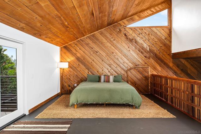 4021 Bernice Dr, San Diego CA: https://media.crmls.org/mediaz/12f51e1c-64d2-4d4c-8885-0e99e96d2fce.jpg