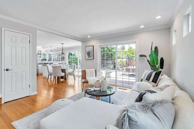 621 Harrow Way, Sunnyvale CA: https://media.crmls.org/mediaz/12f54090-5c96-4db1-9de8-2471578ce1e7.jpg