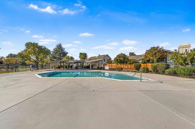 1830 Bayo Claros Circle, Morgan Hill CA: https://media.crmls.org/mediaz/12f5c7e4-2efc-467a-994d-9612a7bf8c13.jpg