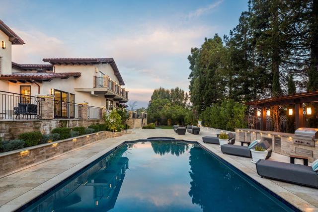 2950 Churchill Drive, Hillsborough CA: https://media.crmls.org/mediaz/12f5debe-7cad-4901-9290-ae62f0892a70.jpg