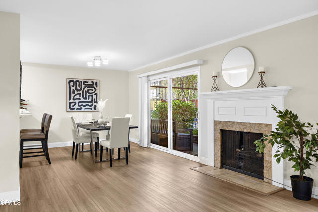 Detail Gallery Image 11 of 29 For 1127 E Del Mar Bld #114,  Pasadena,  CA 91106 - 2 Beds | 2 Baths