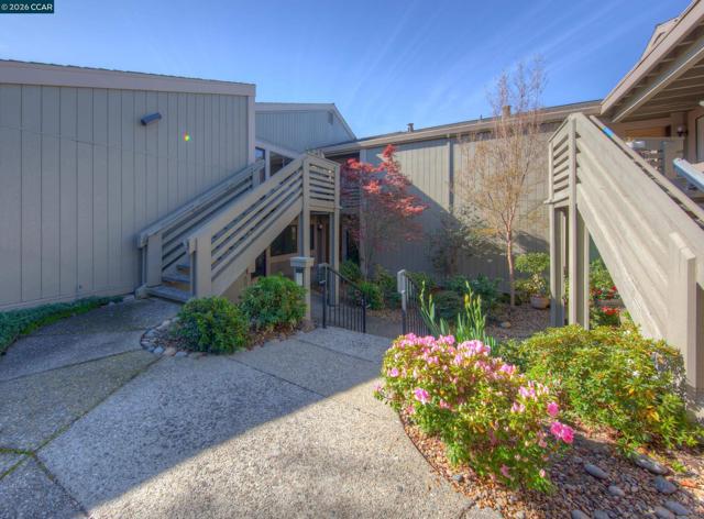 600 Terra California Dr, Walnut Creek CA: https://media.crmls.org/mediaz/12f611aa-b7db-4cd8-b831-95f65d3a4b40.jpg