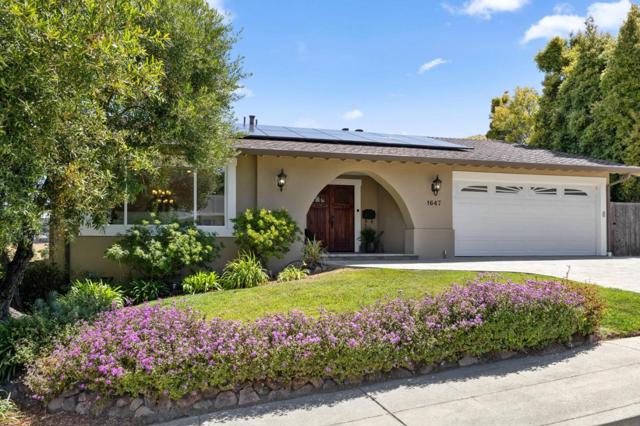 1647 Overland Drive, San Mateo CA: https://media.crmls.org/mediaz/12f62f56-9152-4af3-8883-aeb48a55d07c.jpg